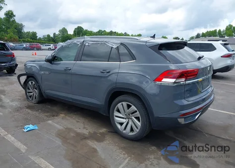 2020 Volkswagen Atlas Cross Sport 2.0T Se W/Technology/2.0T Se W/Technology R-Line from USA, damaged, VIN 1V2YC2CA4LC215683